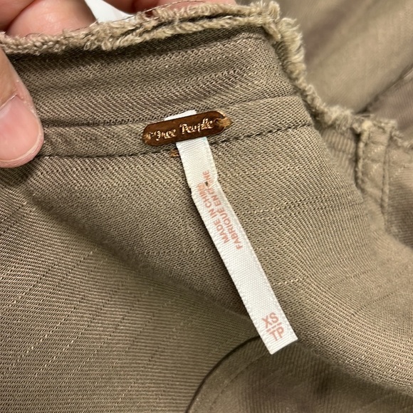 FREE PEOPLE Boho Waterfall Open Front Linen Buckle Raw Hem Distressed Jacket XS - Picture 13 of 16